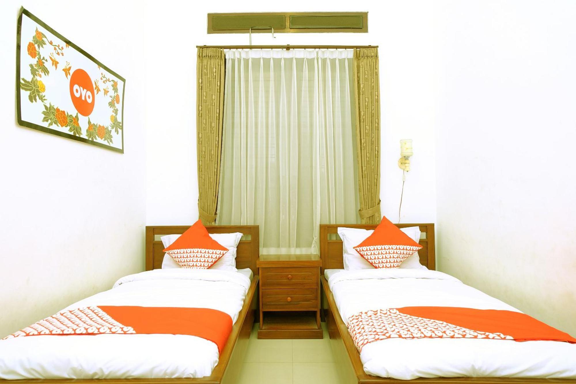 Oyo 350 D' Maktab Homestay Syariah Malang Exterior foto